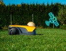 Med markedets raskeste Quad-Band   GNSS-RTK-navigasjon og 4G-tilkobling, garanterer robotklipperen maksimal presisjon, selv under krevende forhold som nær bygninger eller under trær. thumbnail