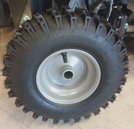 stiga 4262/5262 dekk med felg høyre side