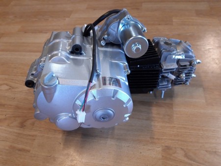  motor 125cc 4takt automat og revers 1+1 